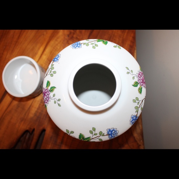 WHITE FLORAL GINGER CERAMIC TEA / CANISTER NEW Manderson Green - Picture 13 of 15